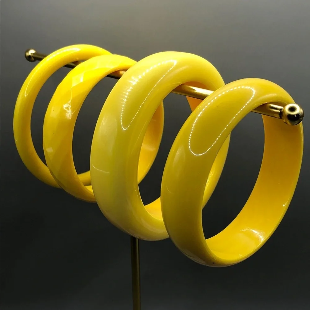 Bundle lot 4 yellow vintage acrylic resin 90's bangle bracelets stack layer
